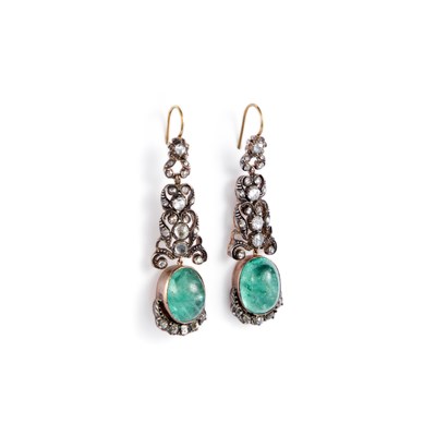 Lot 555 - A PAIR OF EMERALD AND DIAMOND EARRINGS