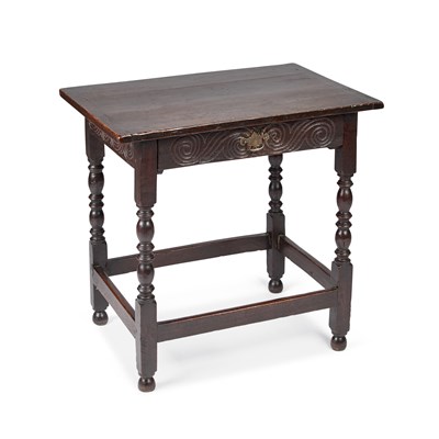 Lot 802 - A 17TH CENTURY OAK SIDE TABLE