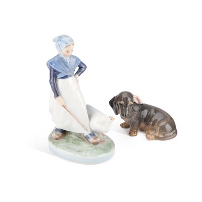 Lot 93 - A ROYAL COPENHAGEN MODEL OF A GOOSE GIRL AND A ROYAL COPENHAGEN MODEL OF A DACHSHUND