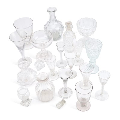 Lot 25 - A COLLECTION OF ANTIQUE AND LATER GLASS