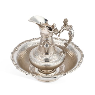 Lot 259 - A 19TH CENTURY FRENCH SILVER EWER AND BASIN