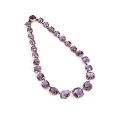 Lot 557 - AN AMETHYST NECKLACE