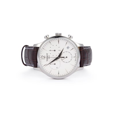 Lot 535 - A GENTS STEEL TISSOT QUARTZ CHRONOGRAPH STRAP WATCH