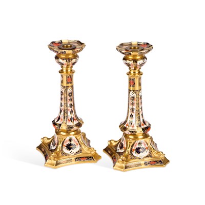 Lot 837 - A PAIR OF ROYAL CROWN DERBY IMARI CANDLESTICKS