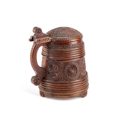 Lot 201 - A SCANDINAVIAN CHIP-CARVED TANKARD, NORWEGIAN OR DANISH, 19TH CENTURY