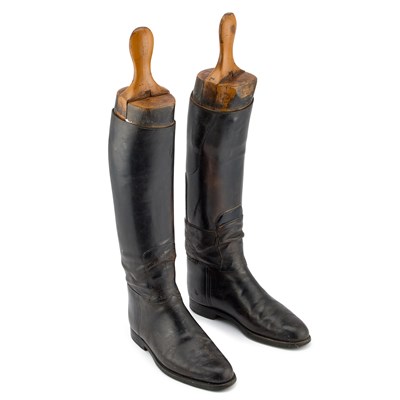 Lot 1058 - A PAIR OF LATE VICTORIAN BLACK LEATHER RIDING BOOTS