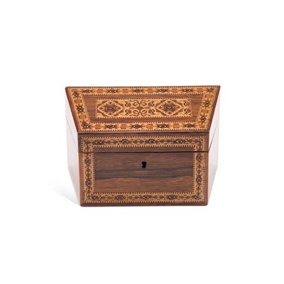 Lot 65 - A VICTORIAN TUNBRIDGE WARE AND ROSEWOOD STATIONERY BOX