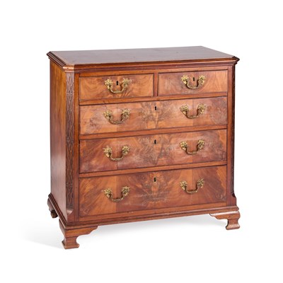 Lot 967 - A GEORGE III MAHOGANY CHEST OF DRAWERS