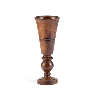 Lot 273 - A LARGE 19TH CENTURY TURNED TREEN GOBLET