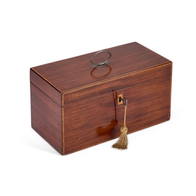 Lot 129 - A GEORGE III MAHOGANY TEA CADDY