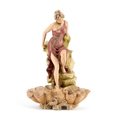 Lot 821 - A LARGE ROYAL DUX FIGURAL CENTREPIECE, EARLY 20TH CENTURY