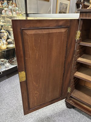 Lot A FINE REGENCY MAHOGANY SIDE CABINET