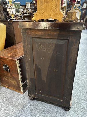 Lot A FINE REGENCY MAHOGANY SIDE CABINET