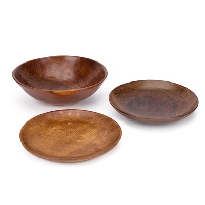 Lot 250 - A TREEN BOWL AND TWO TREEN PLATES