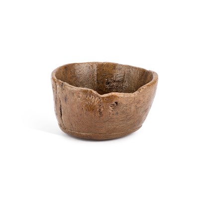 Lot 108 - AN EARLY TREEN BOWL, PROBABLY 17TH CENTURY