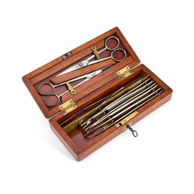 Lot 95 - A 19TH CENTURY MAHOGANY CASED SURGEONS KIT