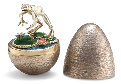 Lot 1217 - AN ELIZABETH II SILVER-GILT SURPRISE EGG