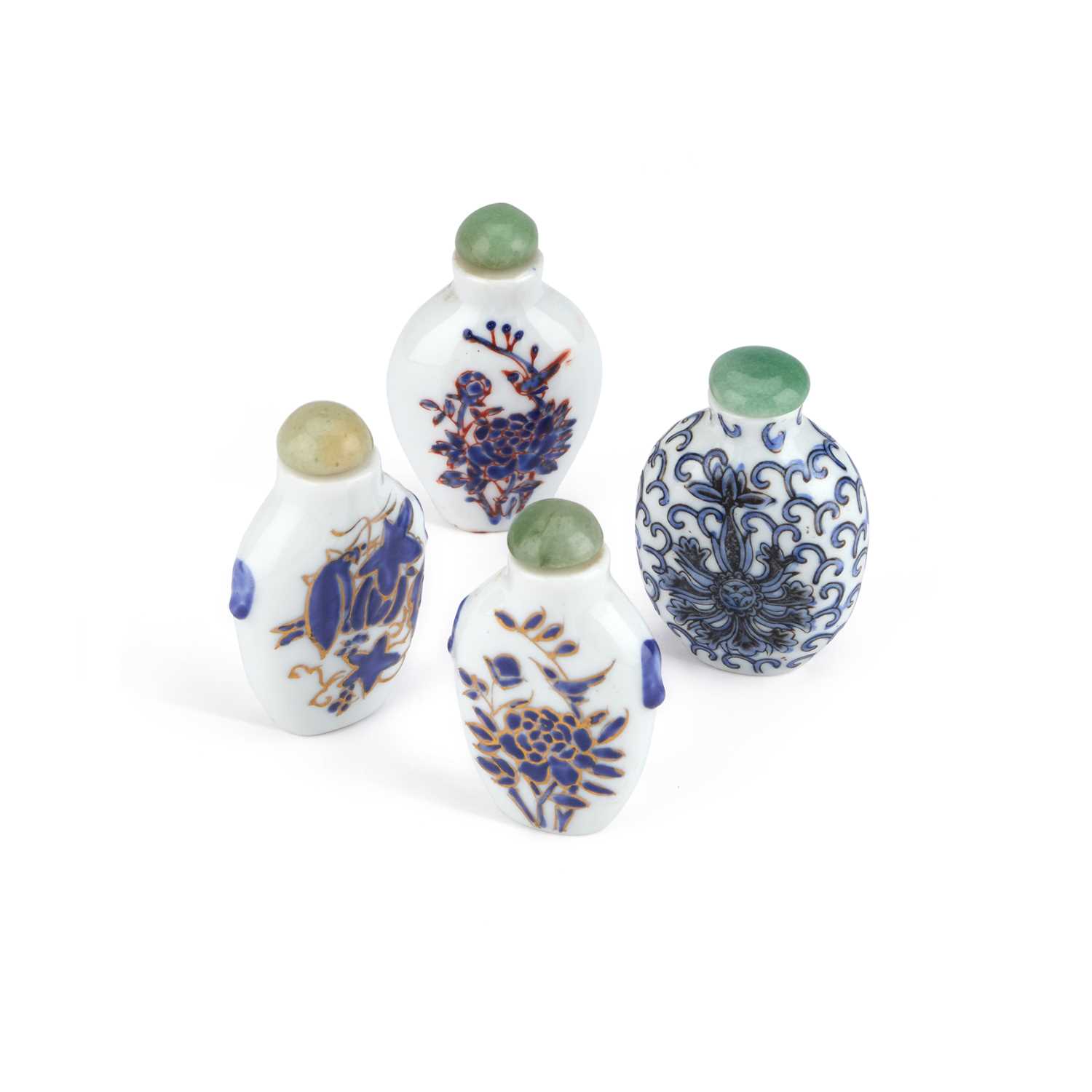 Lot 160 - FOUR EARLY 20TH CENTURY CHINESE SNUFF BOTTLES