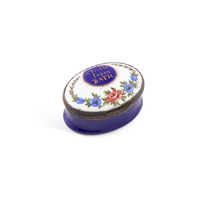 Lot 1049 - A SOUTH STAFFORDSHIRE ENAMEL PILL BOX, LATE 18TH CENTURY