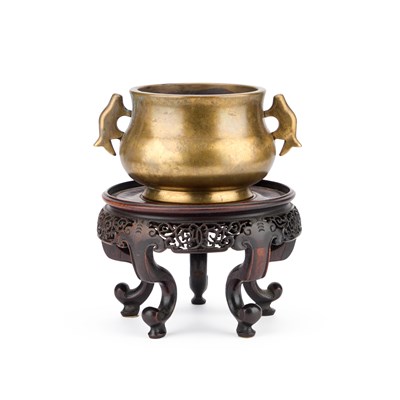 Lot 97 - A CHINESE BRONZE CENSER