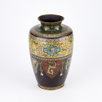 Lot 206 - A JAPANESE CLOISONNÉ ENAMEL VASE