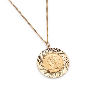 Lot 410 - AN ELIZABETH II 1963 FULL SOVEREIGN MOUNTED IN 9 CARAT GOLD AS A PENDANT ON CHAIN