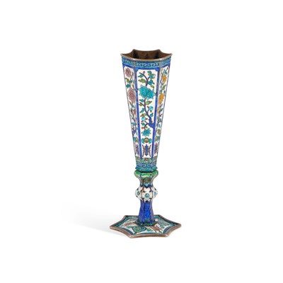 Lot 171 - A CHINESE SILVER AND ENAMEL FLOWER VASE