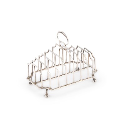 Lot 327 - A GEORGE III SILVER TOAST RACK