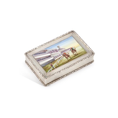 Lot 212 - AN ELIZABETH II SILVER AND ENAMEL SNUFF BOX