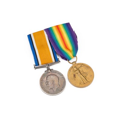 Lot 5 - A FIRST WORLD WAR PAIR