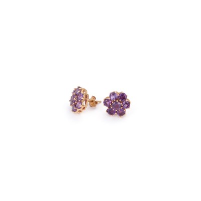 Lot 400 - A PAIR OF AMETHYST STUD EARRINGS