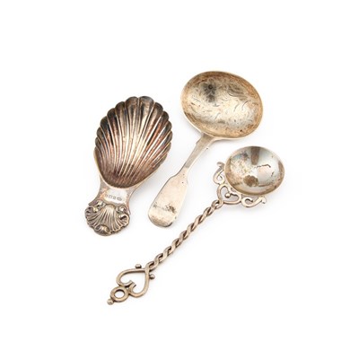 Lot 299 - A WILLAIM IV SILVER CADDY SPOON