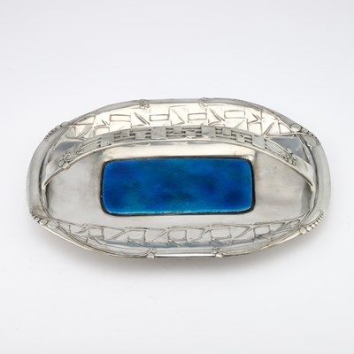 Lot 92 - ARCHIBALD KNOX (1864-1933) FOR LIBERTY & CO, A TUDRIC PEWTER AND ENAMEL CAKE BASKET