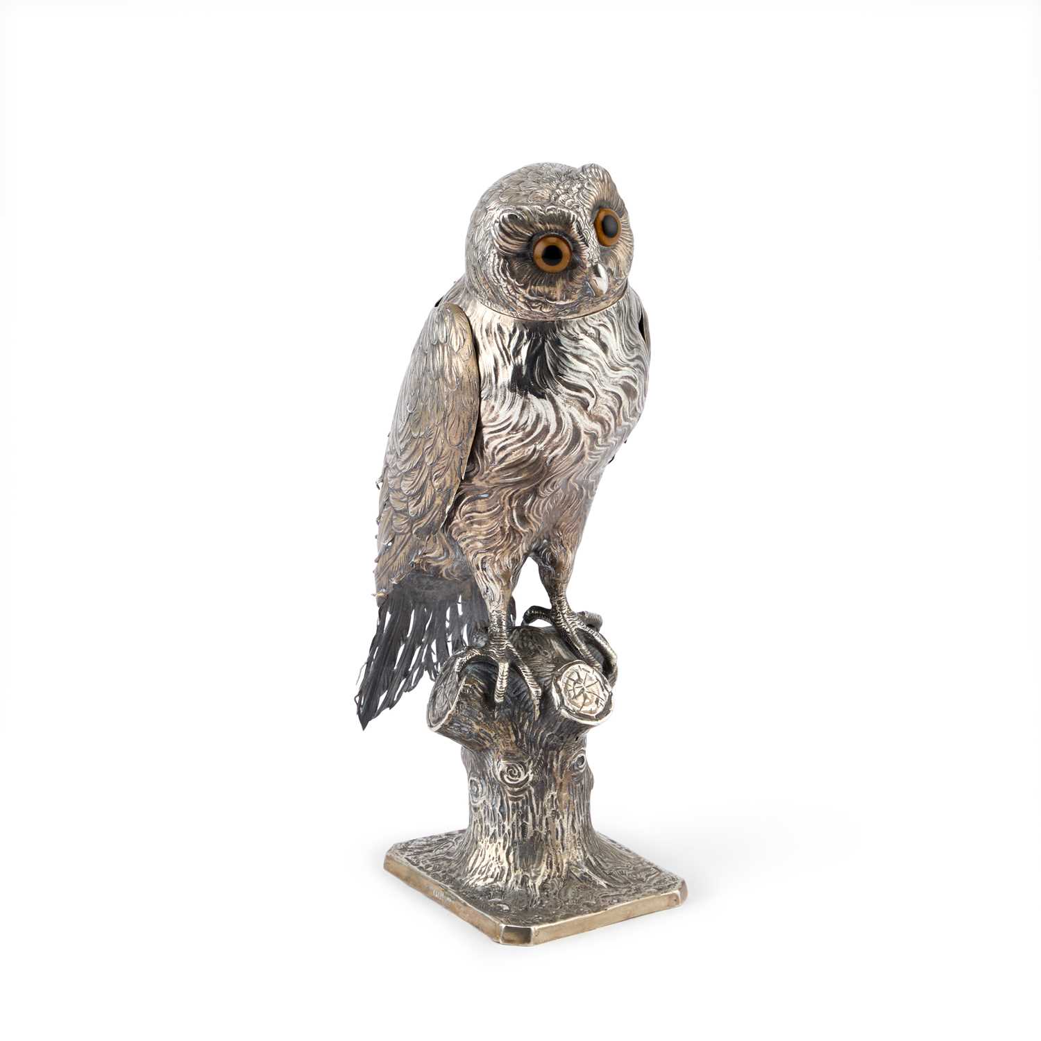 Lot 308 - A LARGE GERMAN SILVER MODEL OF AN OWL