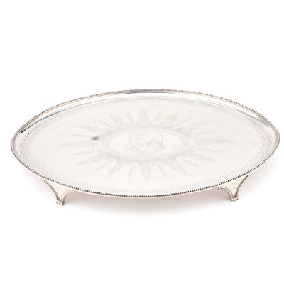 Lot 316 - A LARGE GEORGE III SILVER TRAY