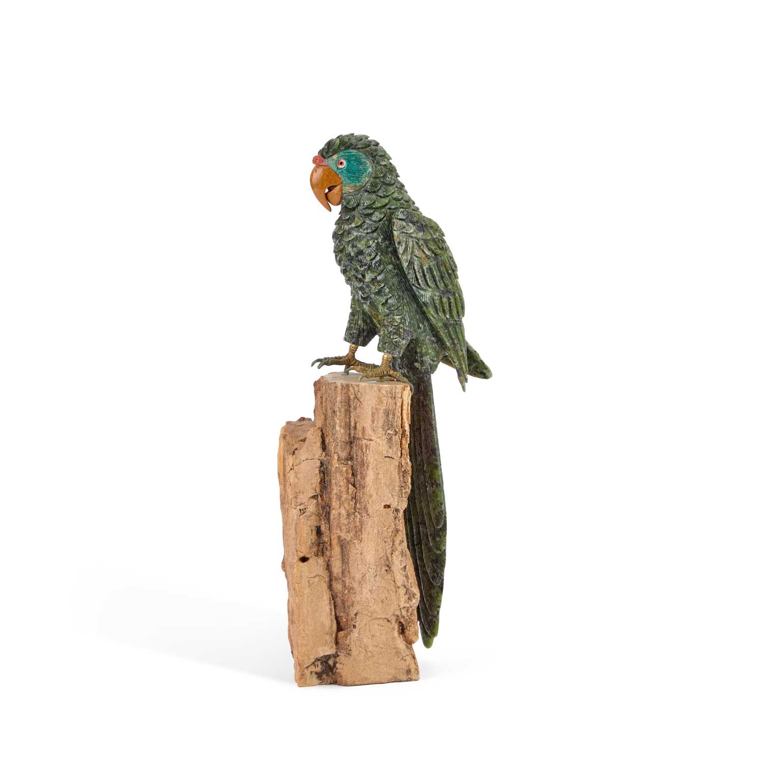 Lot 798 - A 20TH CENTURY CARVED HARDSTONE MODEL OF A BIRD PERCHED ON A ROCK