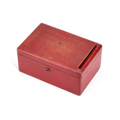 Lot 584 - AN EARLY 20TH CENTURY COUNTRY HOUSE RED MOROCCAN LEATHER LETTERBOX