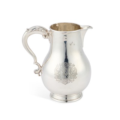 Lot 332 - A GEORGE II SILVER BEER JUG