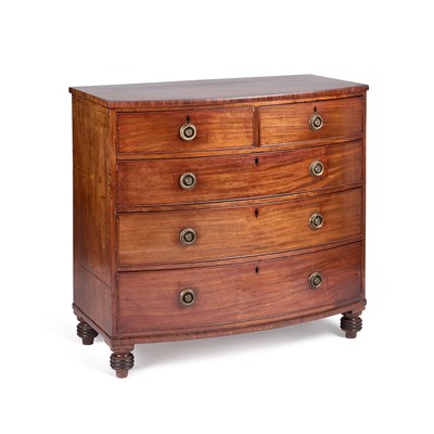 Lot 754 - AN EARLY 19TH CENTURY MAHOGANY BOW-FRONT CHEST OF DRAWERS