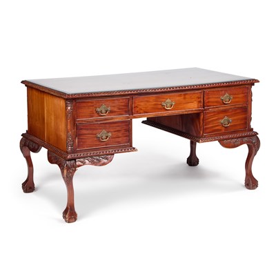 Lot 946 - A CHIPPENDALE STYLE MAHOGANY DESK