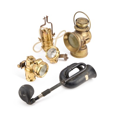 Lot 288 - A GROUP OF MOTORING LAMPS AND HORN