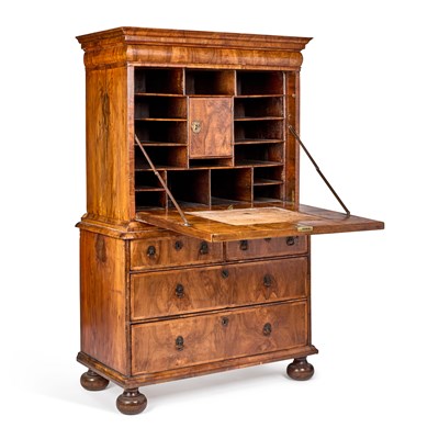 Lot 932 - A QUEEN ANNE WALNUT SECETAIRE ON CHEST