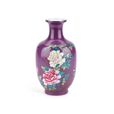 Lot 144 - A CHINESE PURPLE-GROUND VASE