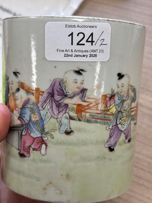 Lot 124 - A CHINESE FAMILLE ROSE PORCELAIN BRUSH POT