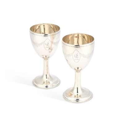 Lot 325 - A PAIR OF GEORGE III IRISH SILVER GOBLETS