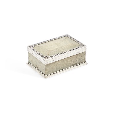 Lot 266 - AN ARTS AND CRAFTS SILVER-MOUNTED SHAGREEN CIGARETTE BOX