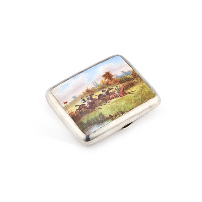 Lot 197 - A VICTORIAN SILVER AND ENAMEL CIGARETTE CASE