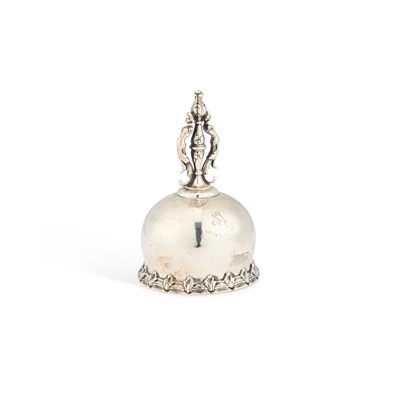 Lot 285 - AN AMERICAN STERLING SILVER TABLE BELL