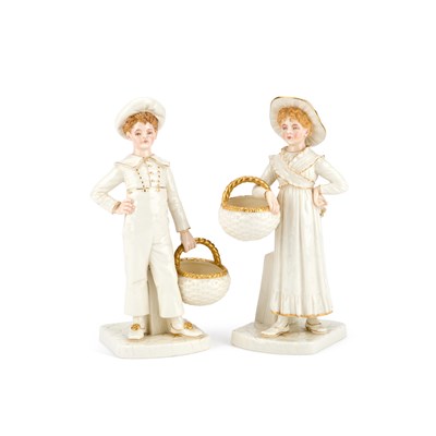 Lot 78 - A PAIR OF ROYAL WORCESTER PORCELAIN FIGURES IN THE MANNER OF JAMES HADLEY