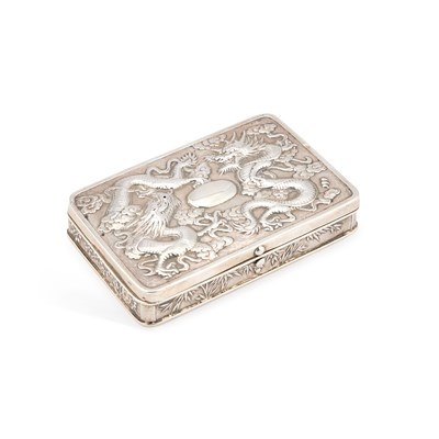 Lot 287 - A CHINESE SILVER BOX